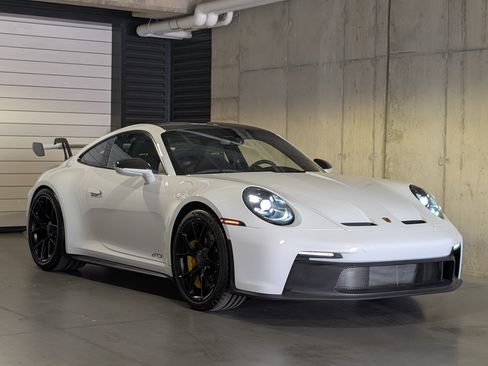 Used 2023 Porsche 911 GT3 RWD image 10