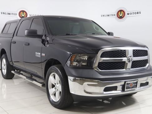 Used 2018 RAM 1500 Classic SLT image 18