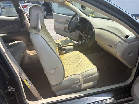 Used 2003 Chevrolet Monte Carlo SS w/ Preferred Equipment Group FWD image 20