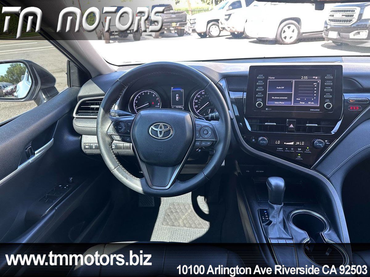Used 2022 Toyota Camry SE w/ Carpet Mat Package (TMS) FWD image 13
