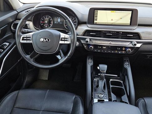 Used 2020 Kia Telluride EX w/ EX Premium Package image 11