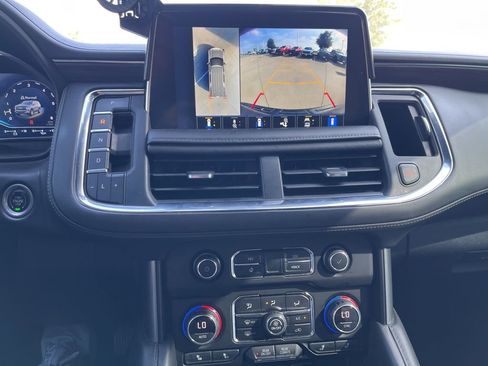 Used 2022 Chevrolet Tahoe LT w/ Luxury Package RWD image 15