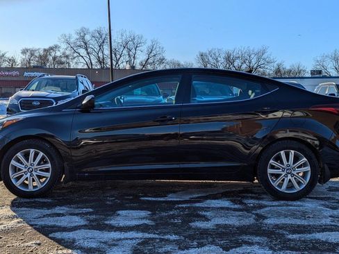 Used 2015 Hyundai Elantra SE w/ Option Group 03 image 6