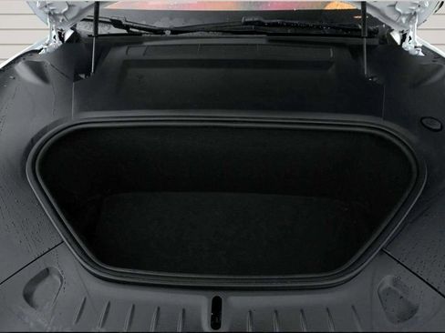 Used 2021 Tesla Model S Plaid image 11