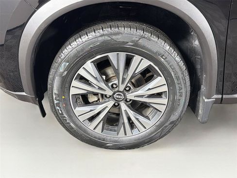 Used 2023 Nissan Rogue SV AWD/4WD image 29