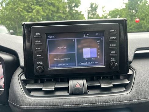 Used 2019 Toyota RAV4 LE w/ All Weather Liner Package AWD/4WD image 35