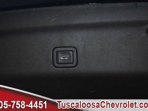 Certified 2024 Chevrolet Suburban RST image 11