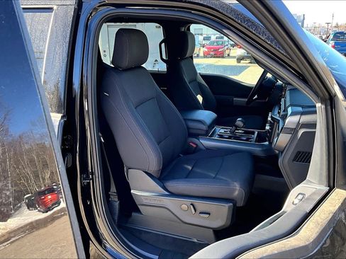 Used 2025 Ford F150 XLT w/ Equipment Group 302A MID image 8