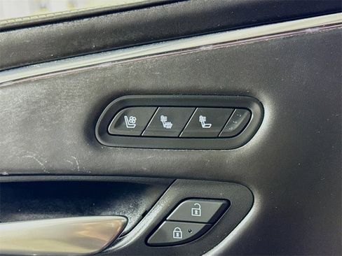 Used 2023 Cadillac Escalade Sport Platinum w/ LPO, ONYX Package image 19