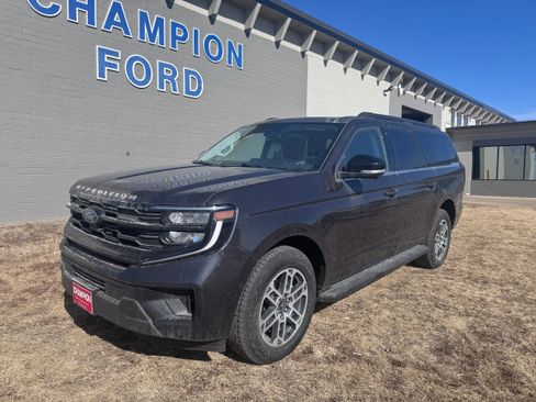 New 2025 Ford Expedition Max Active image 3