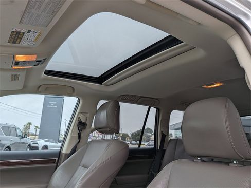 Used 2016 Lexus GX 460 image 13