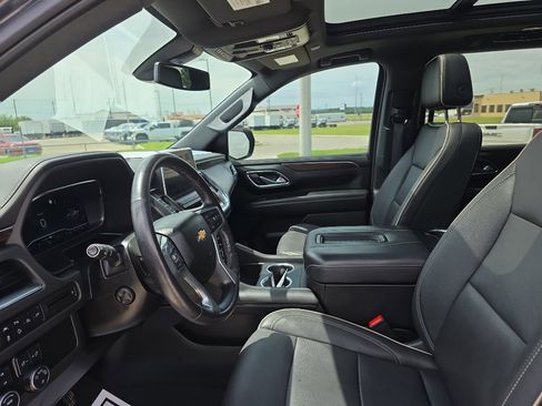 Used 2022 Chevrolet Tahoe Premier w/ Texas Edition AWD/4WD image 7