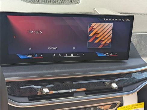 New 2026 BMW X5 sDrive40i image 11