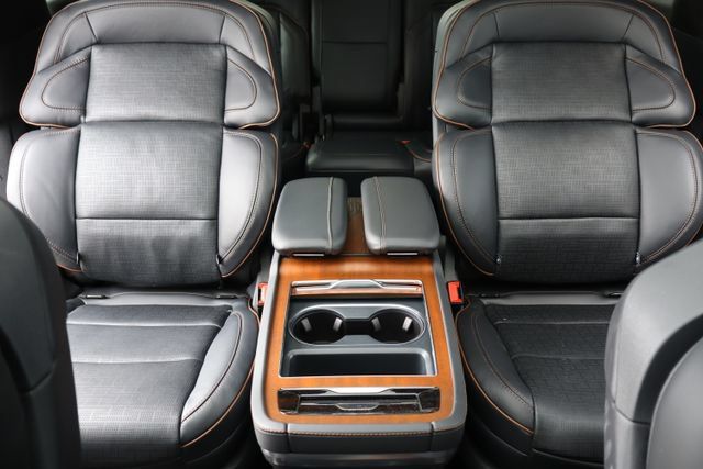 Used 2025 Lincoln Navigator Black Label AWD/4WD image 42