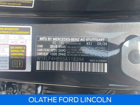 Used 2025 Mercedes-Benz E 350 4MATIC Sedan image 21