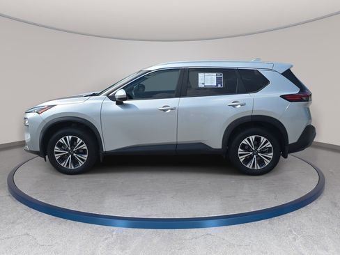 Used 2023 Nissan Rogue SV w/ SV Premium B Package FWD image 8