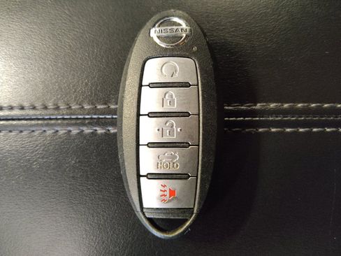 Used 2022 Nissan Sentra SV w/ All-Weather Package FWD image 32