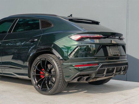 Used 2020 Lamborghini Urus image 21