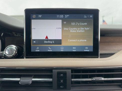 Used 2021 Lincoln Corsair Reserve image 7