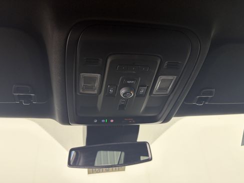 Used 2024 Chevrolet Tahoe Premier image 24