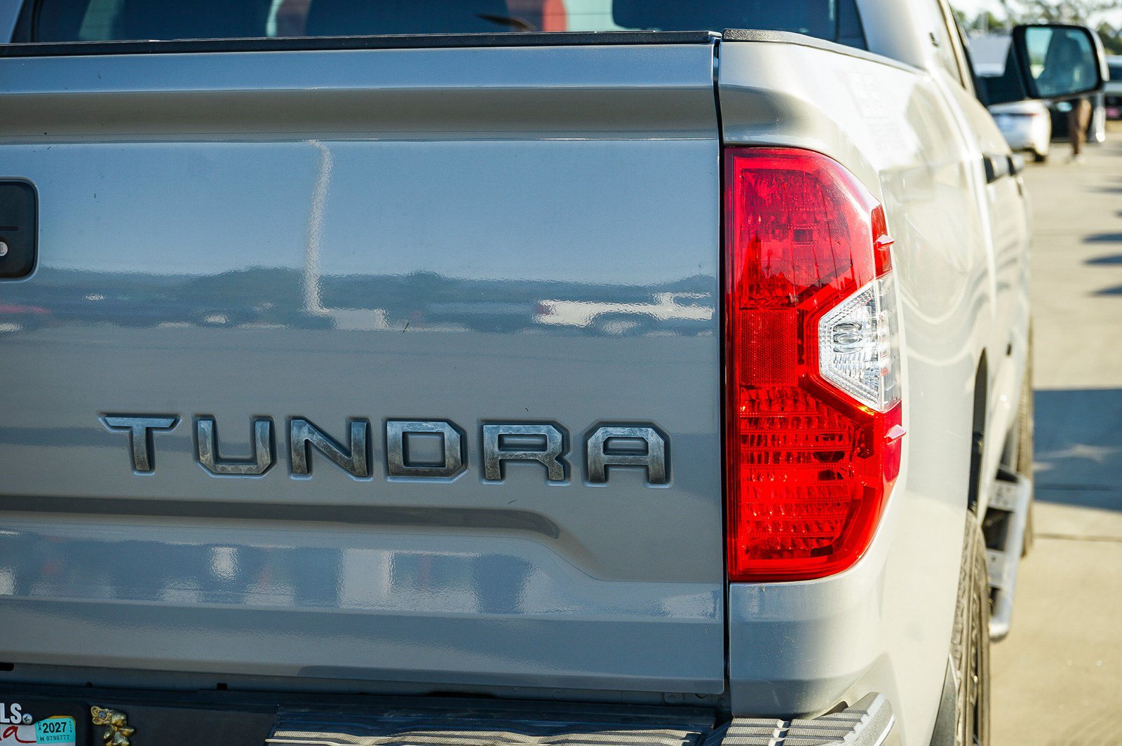 Certified 2021 Toyota Tundra SR5 w/ SR5 Leather Package RWD image 8
