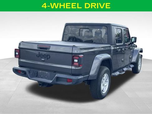 Used 2022 Jeep Gladiator Sport AWD/4WD image 6