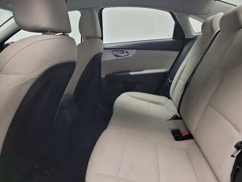 Used 2022 Kia Forte LXS FWD image 18