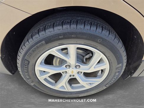 Certified 2018 Chevrolet Equinox Premier image 9