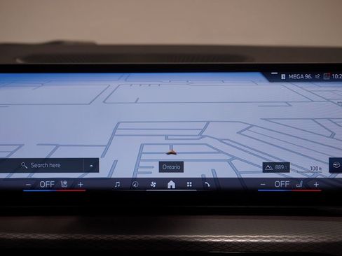 Used 2025 BMW 430i Coupe w/ M Sport Package image 12