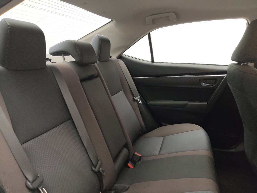 Used 2019 Toyota Corolla LE FWD image 19