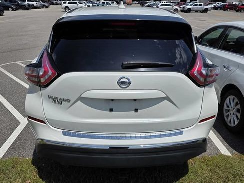 Used 2018 Nissan Murano S w/ Cargo Package FWD image 3