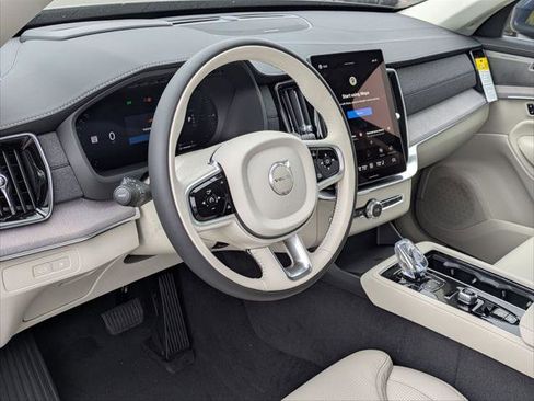 New 2026 Volvo XC90 T8 Ultra w/ Protection Package Premier AWD/4WD image 7