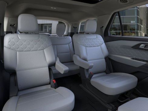 New 2026 Ford Explorer Platinum w/ LUX Leather Package AWD/4WD image 11