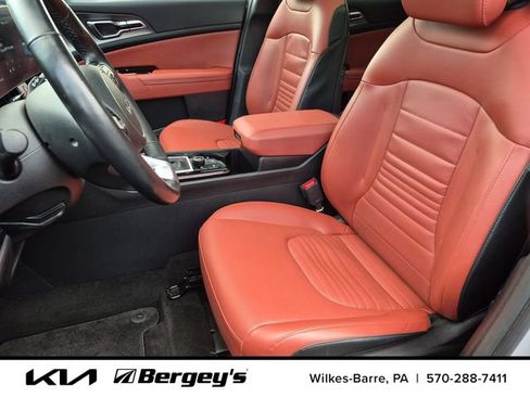 Certified 2023 Kia Sportage SX AWD/4WD image 12