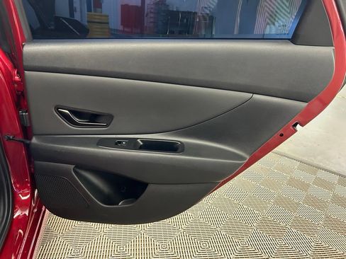 Used 2026 Hyundai Elantra Sport FWD image 11