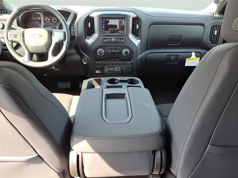 New 2026 Chevrolet Silverado 1500 Custom image 12