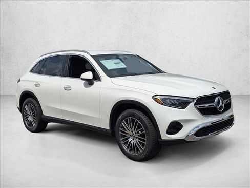 Used 2026 Mercedes-Benz GLC 300 image 6