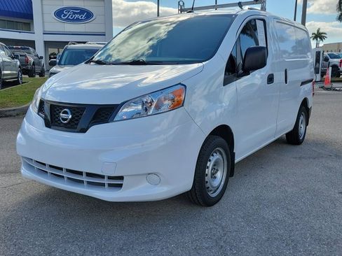 Used 2021 Nissan NV200 S image 3