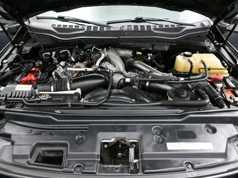 Used 2021 Ford F250 Lariat AWD/4WD image 8