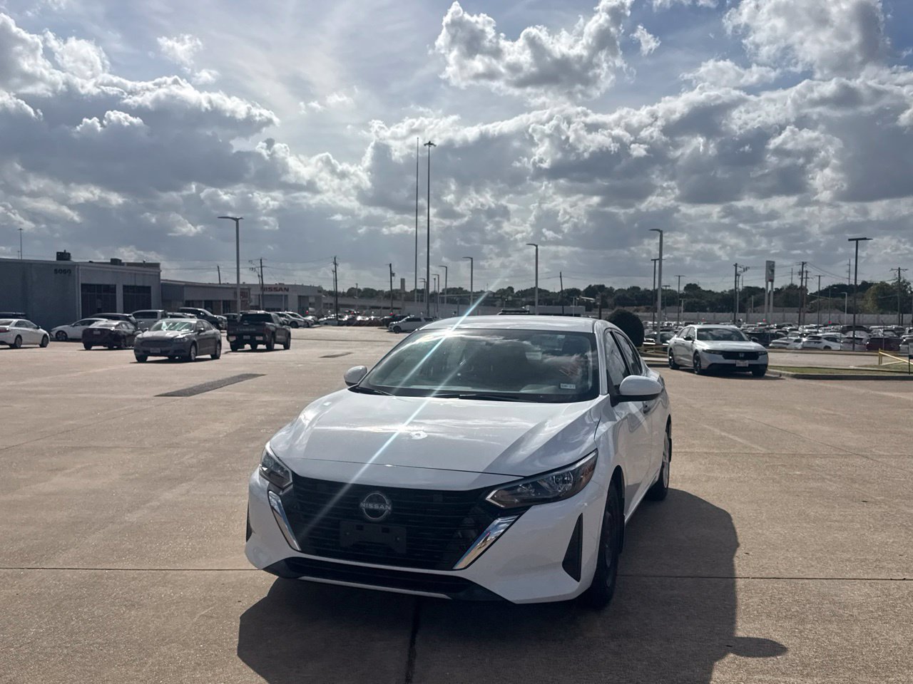 Used 2025 Nissan Sentra S FWD image 7