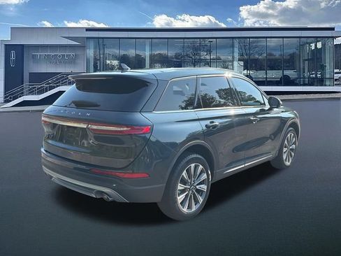 Used 2022 Lincoln Corsair Reserve w/ Luxury Package AWD/4WD image 8