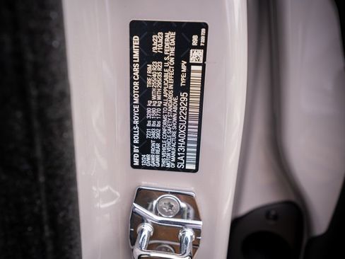 Used 2025 Rolls-Royce Cullinan AWD/4WD image 63