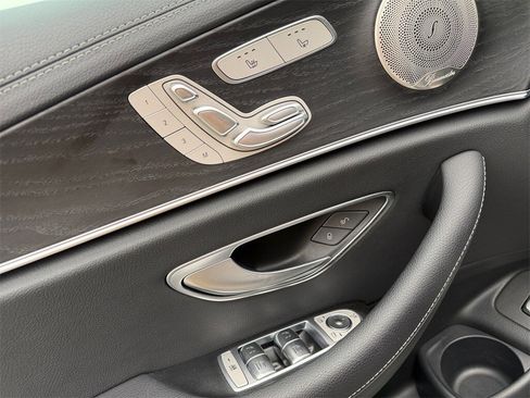 Used 2023 Mercedes-Benz E 350 E 350 4MATIC image 11