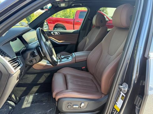 Used 2022 BMW X5 xDrive40i AWD/4WD image 10