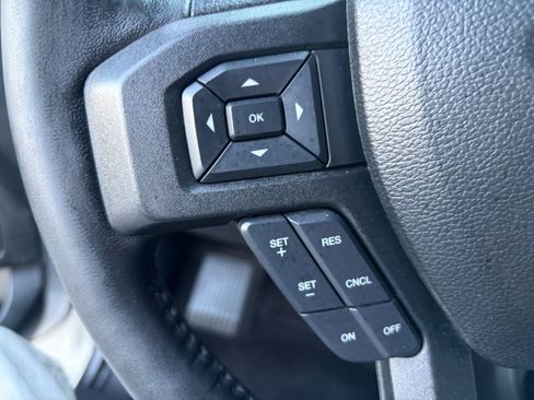 Used 2017 Ford F150 XLT w/ Equipment Group 302A Luxury AWD/4WD image 17