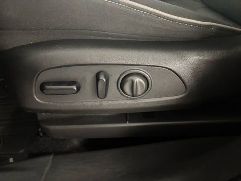 Certified 2023 Chevrolet TrailBlazer LT w/ Convenience Package image 16