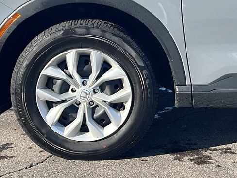 Used 2024 Honda CR-V LX image 9