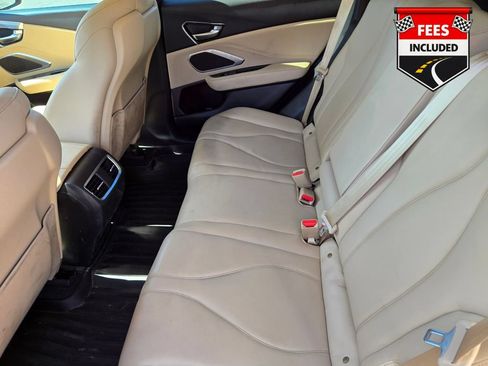 Used 2024 Acura RDX SH-AWD image 8