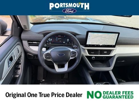 New 2026 Ford Explorer Active image 7