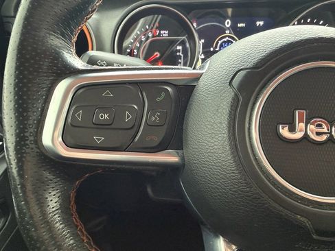 Used 2021 Jeep Gladiator Mojave image 15